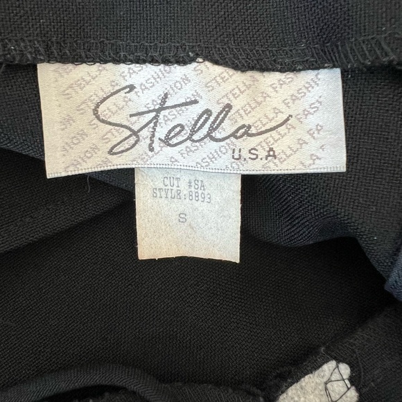 EUC VTG Black Belted Romper with collar 2” inseam hot shorts belted deep v sz 8 - Picture 2 of 13